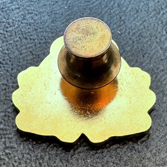 Vintage Gold Tone Maritime Crest Lapel Pin Crown Anchor Nautical - Picture 2 of 4